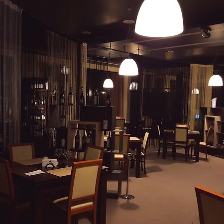 银河酒店 Dumbravita  外观 照片