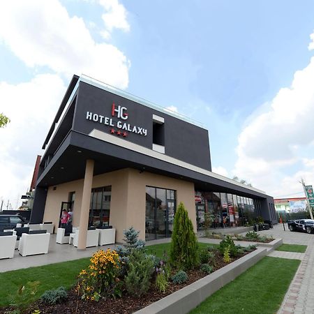银河酒店 Dumbravita  外观 照片